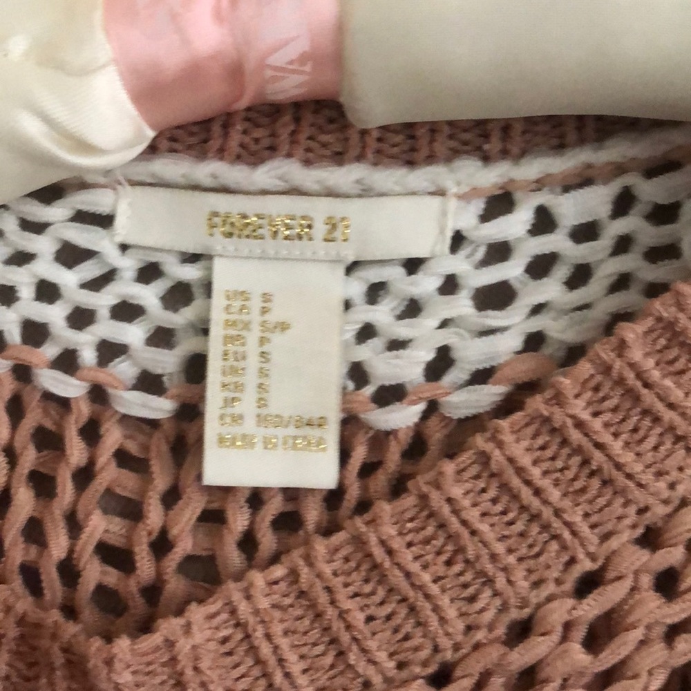 Color Block Sweater - Picture 4 of 4